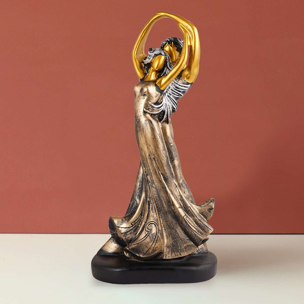 Couples symbolizes true love, Romantic Gift Showpieces brown Golden