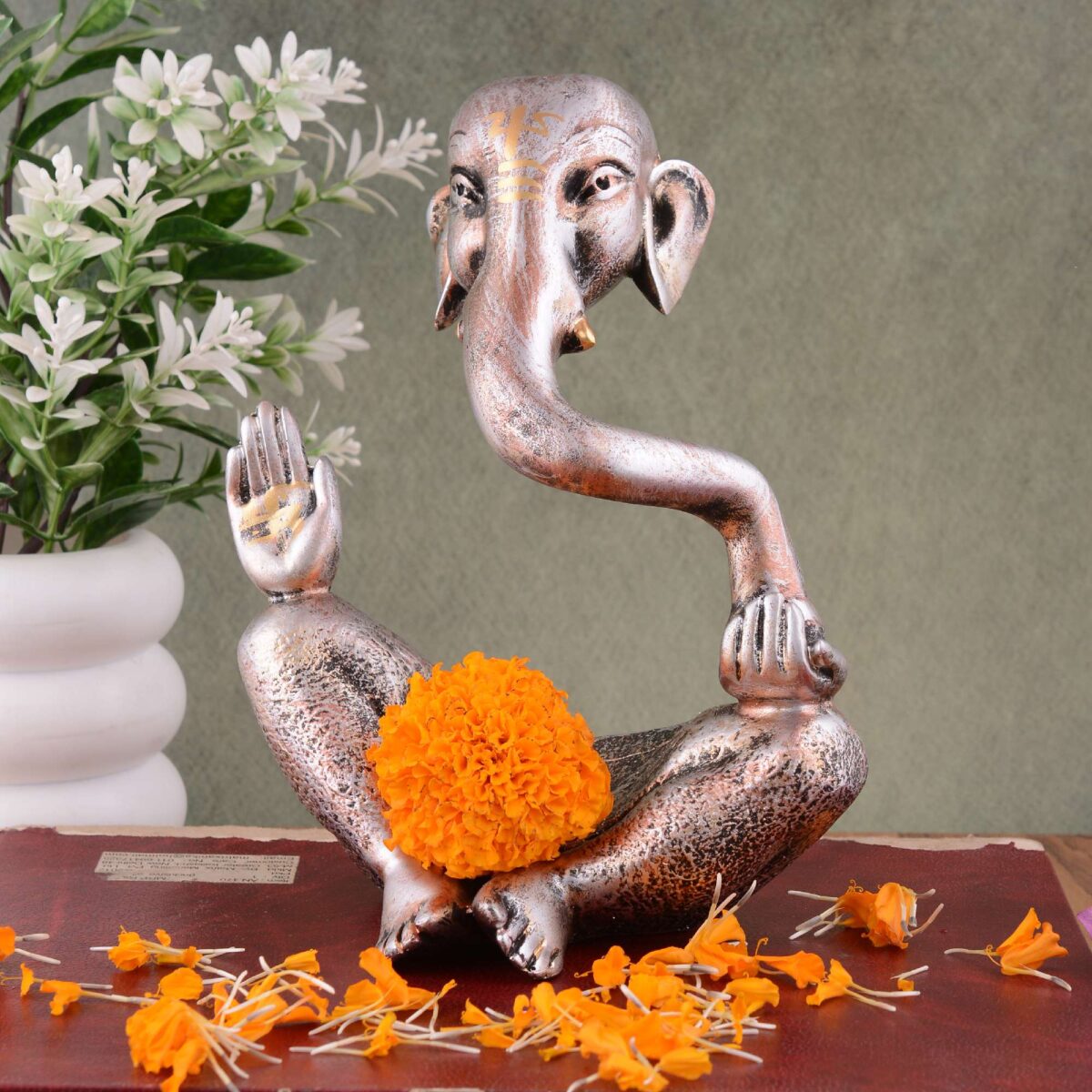 Ganesha Statue Idol Shriganesh Bhagwan Murti